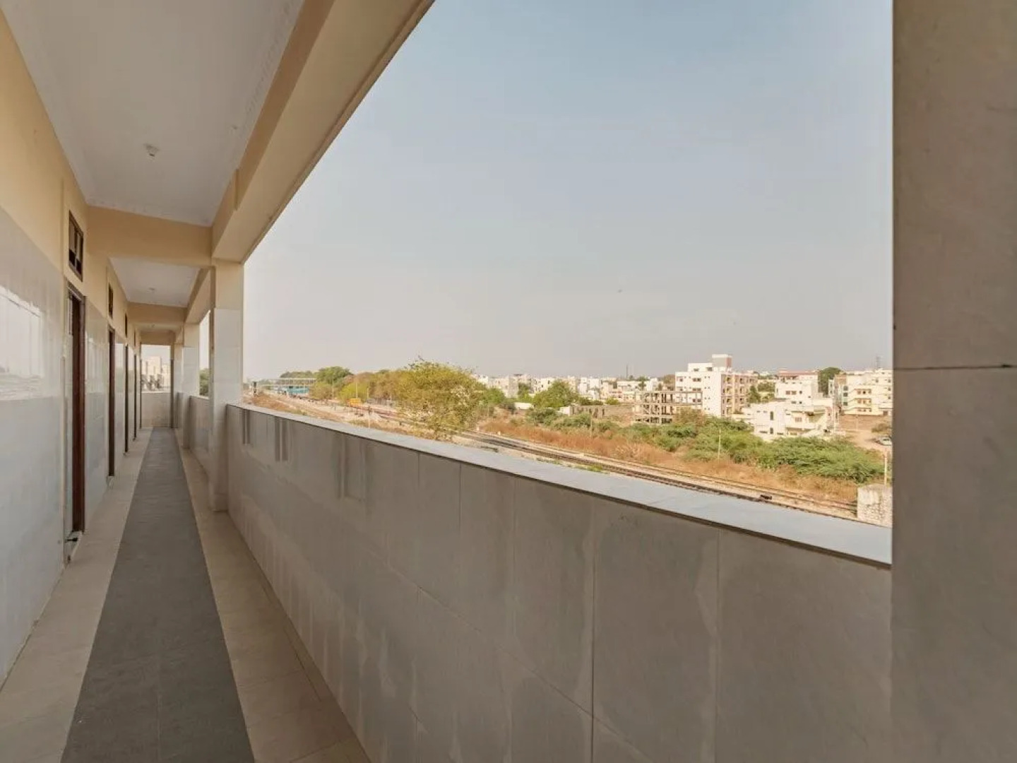 OYO 12984 Hotel Karwees Inn