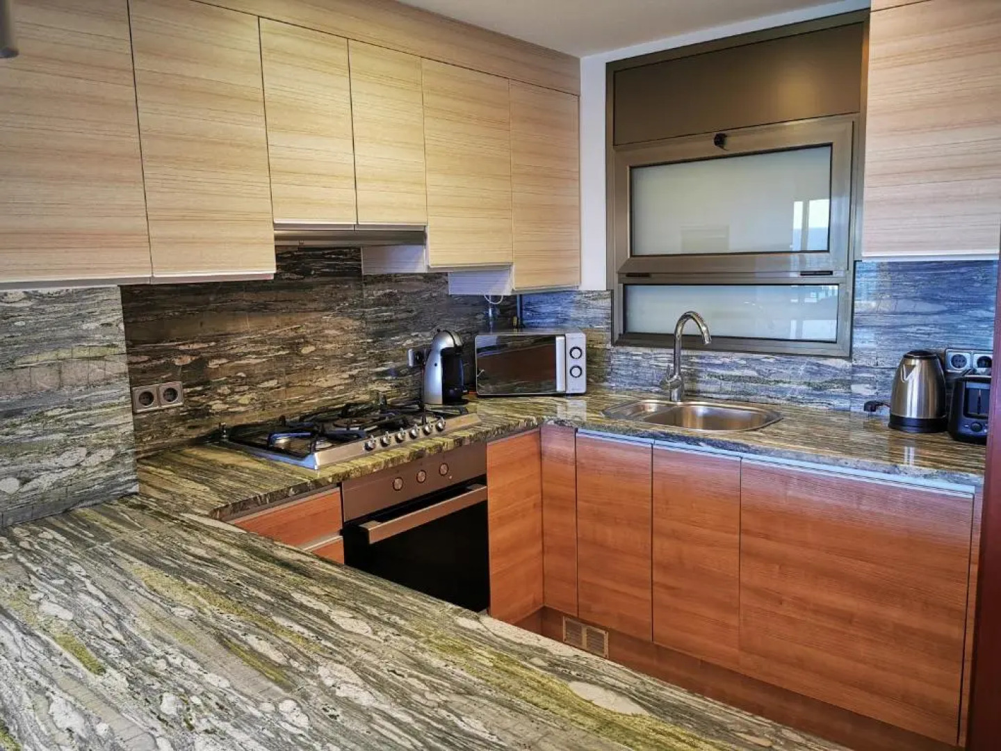 Apartaments Primera Linea Torre Valentina