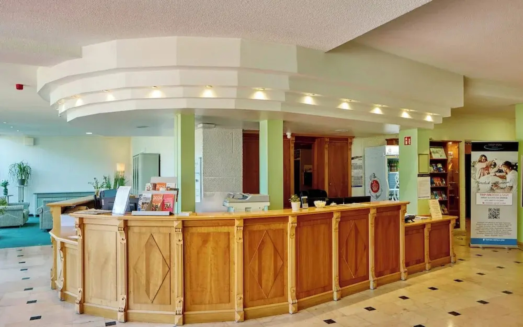 TRIP INN Axxon Hotel