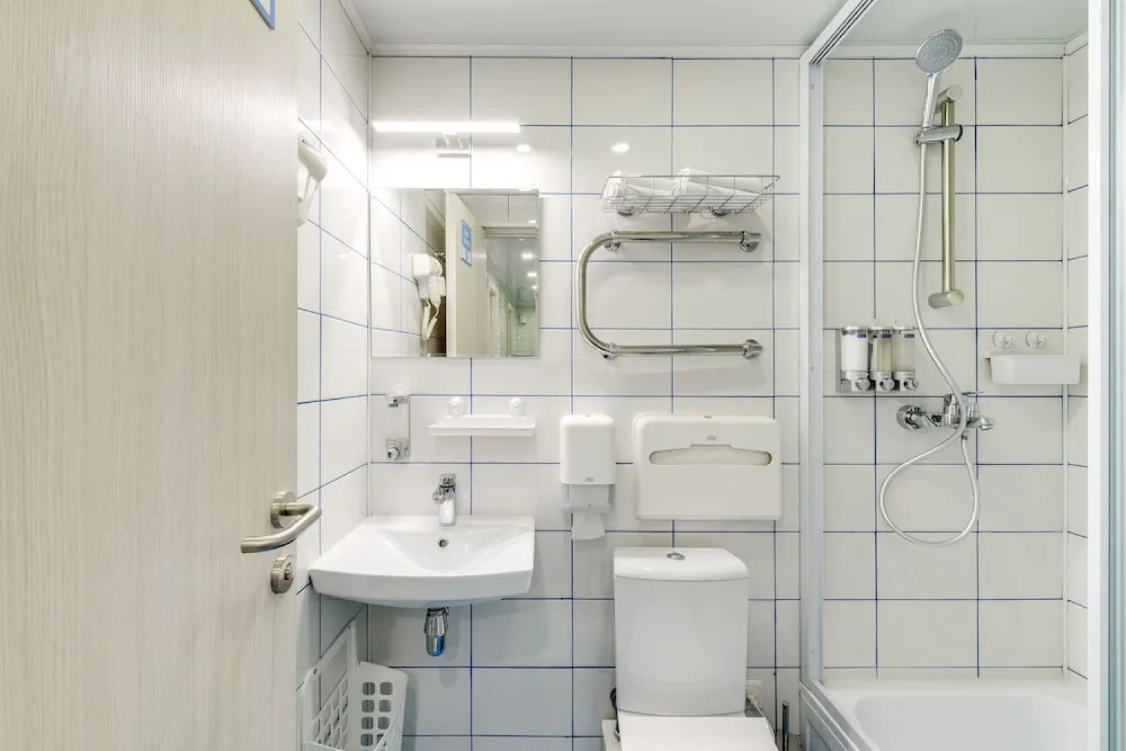 Отель «Краски Лета»