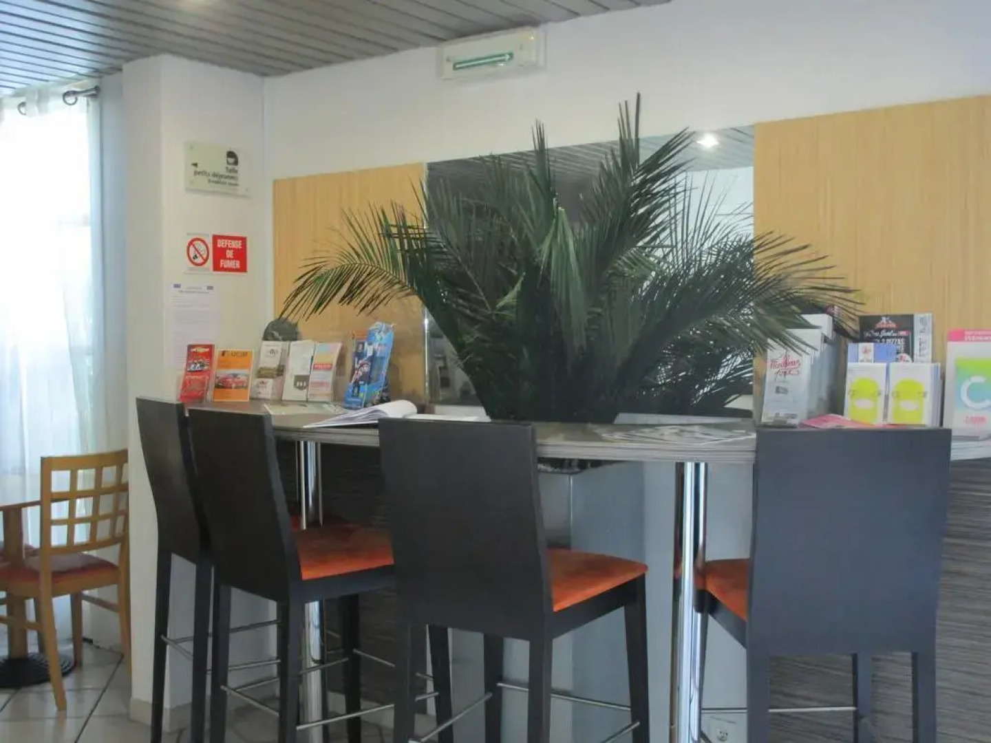 Kyriad Montpellier Centre - Antigone