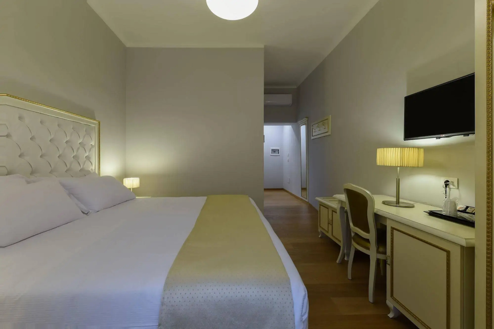 Gravina Suite Frattina