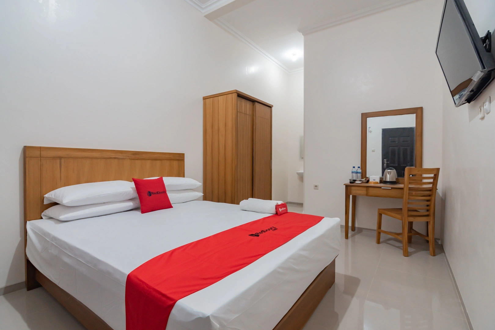 RedDoorz Syariah Plus @ Perintis Guesthouse Tasikmalaya