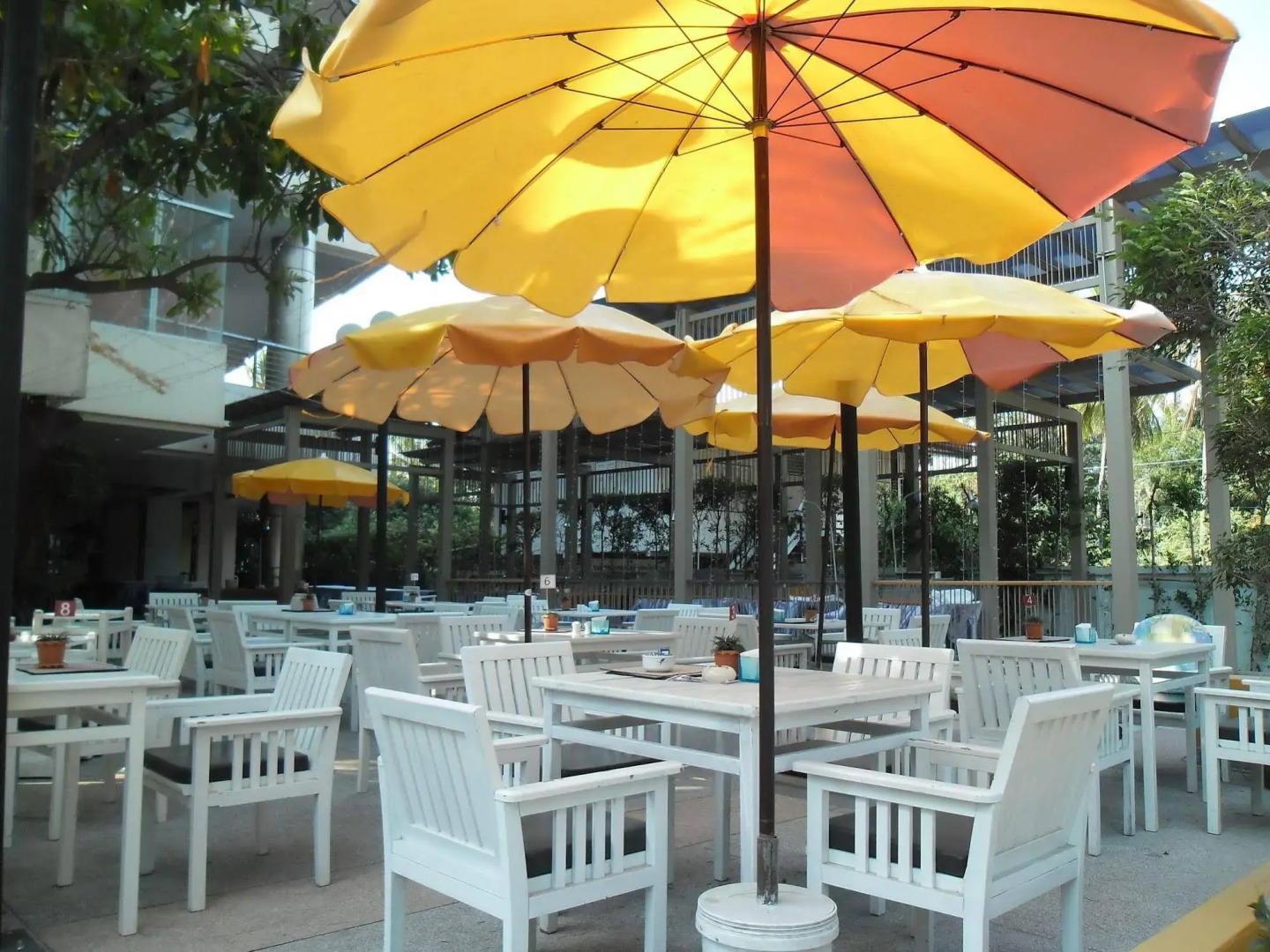 Long Beach Cha-Am Hotel