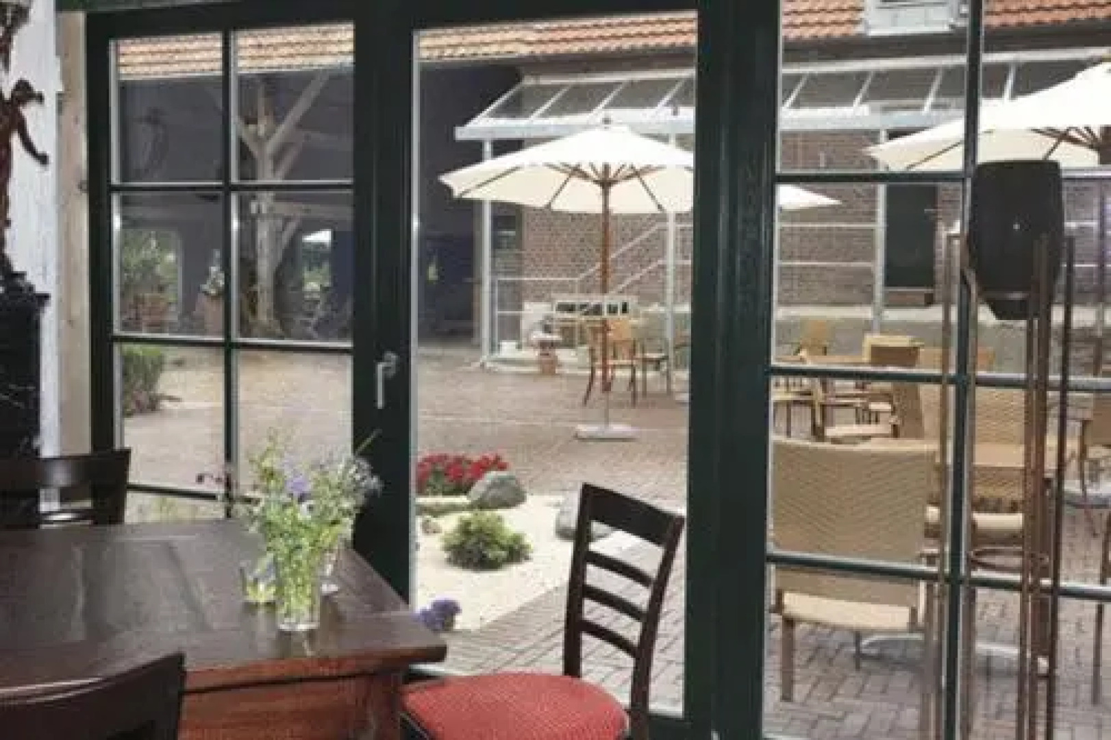 Lindenhof Gästehaus & Hofcafe