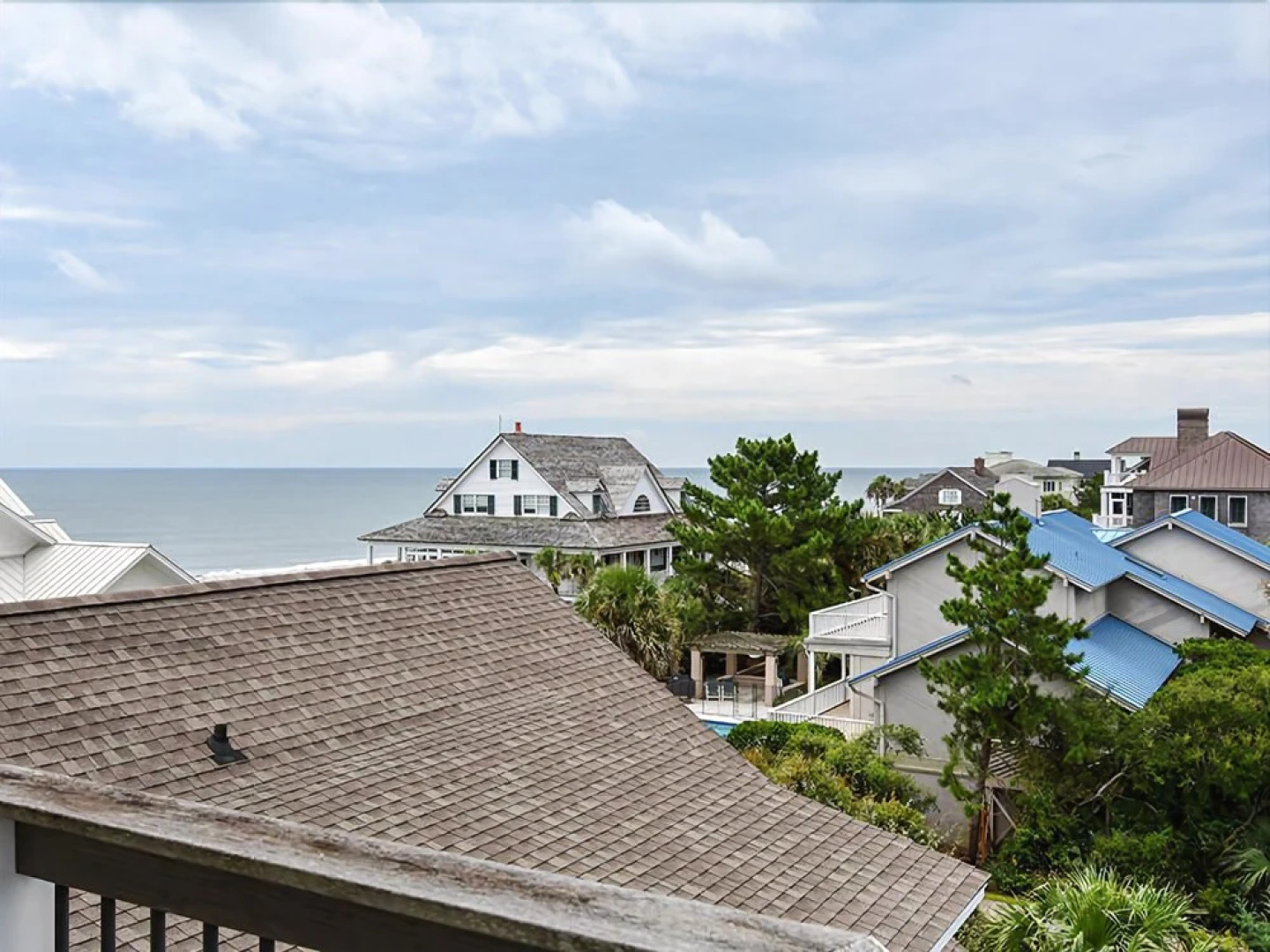 120 We Shell Sea 8 Br Home by RedAwning