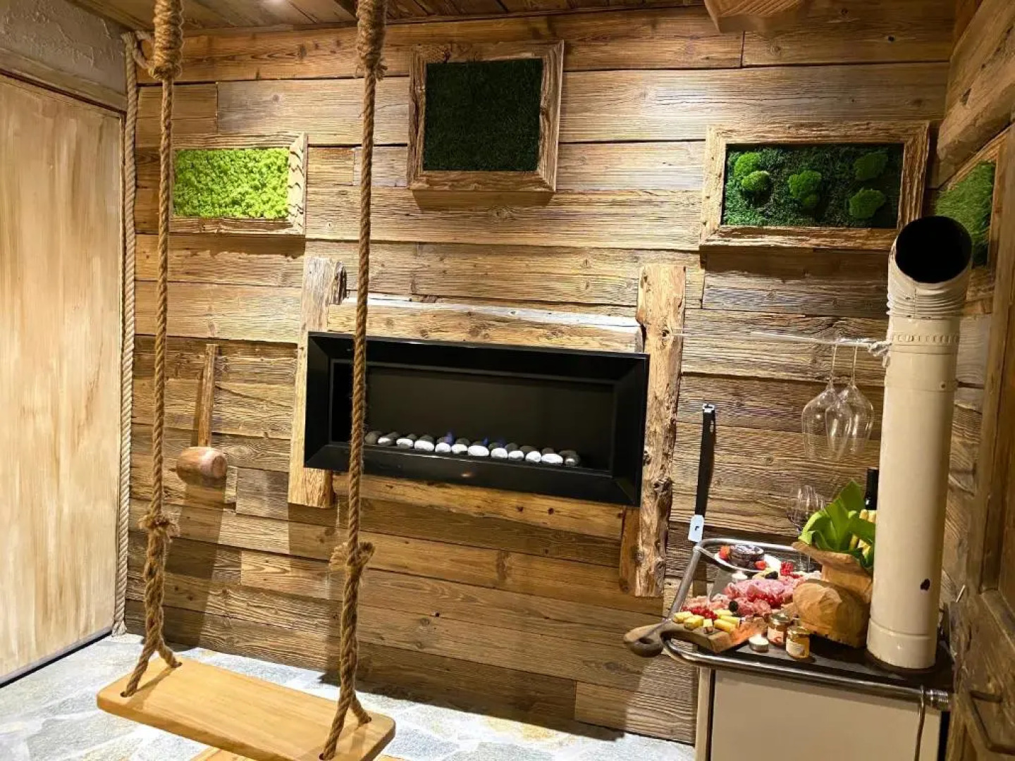 Urban Pic Nic (Adults Only)