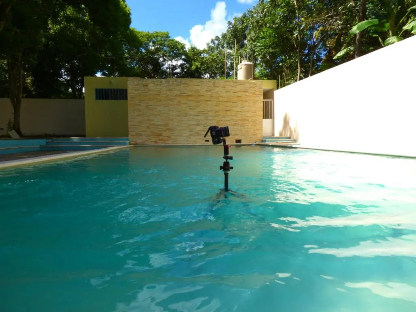 Cabanas y Hostal Zoh Laguna