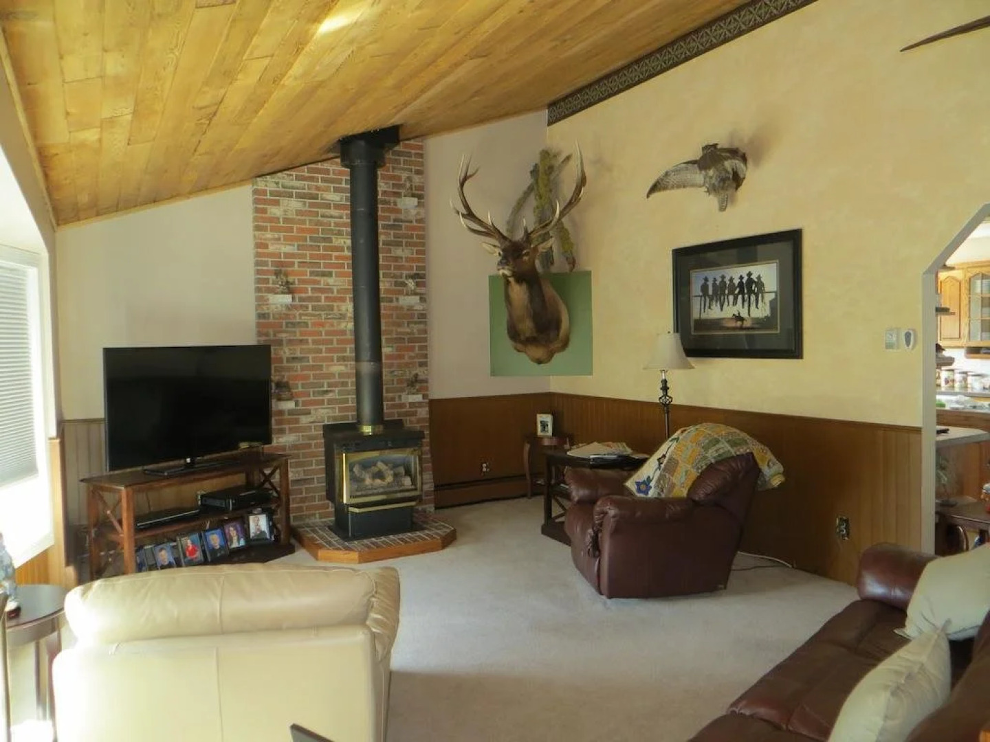 Burmis Bed and Bales