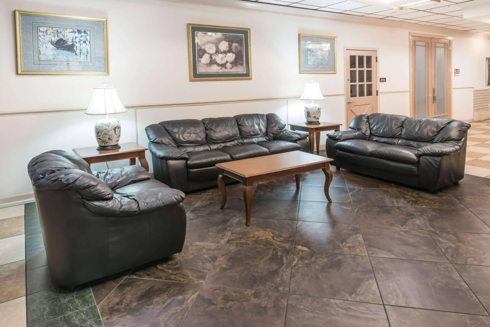 Columbus Grand Hotel & Banquet Center