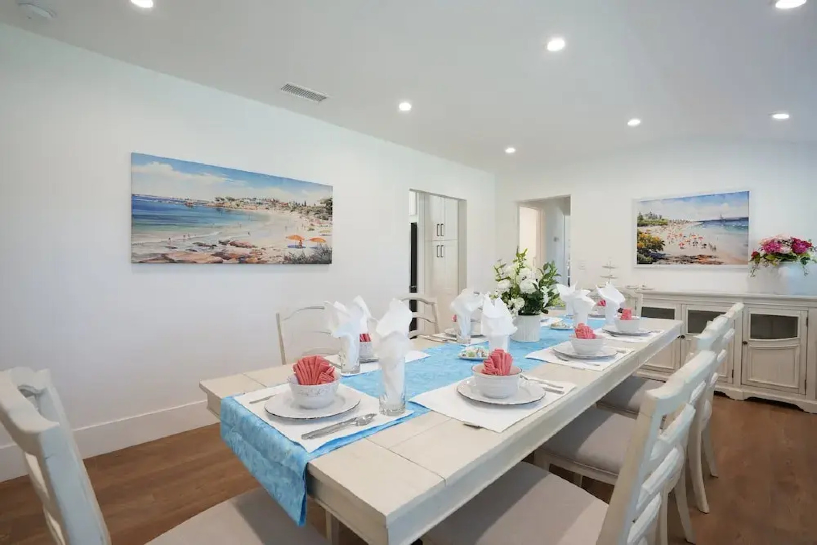 4 bedroom, 2 bathrooms