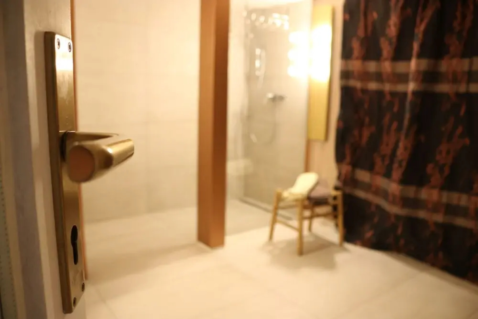 a-domo Apartments Oberhausen - Moderne Wohnungen und Studio Apartments - Gute Anbindung ideal für 1 - 5 Personen