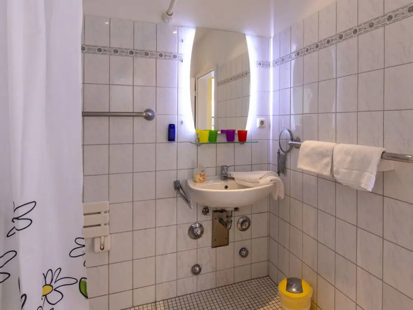 "residential Residence" Modern Retreat