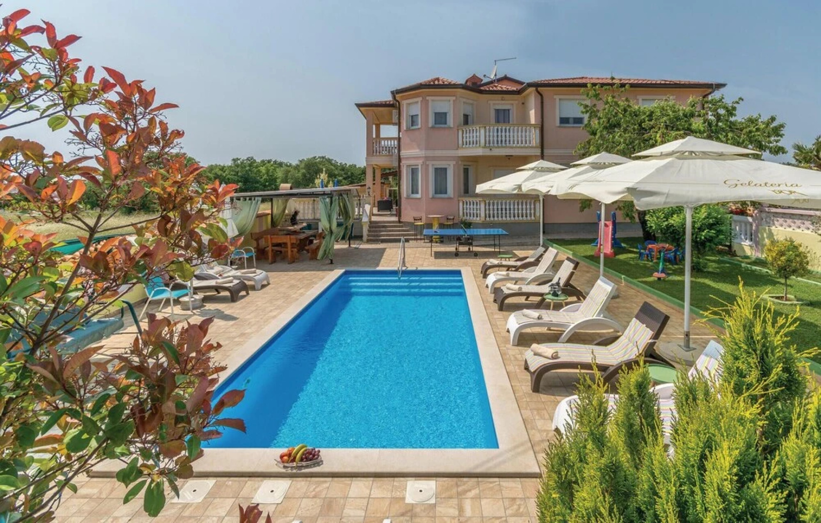 Amazing Home in Marcana With Wifi and 6 Bedrooms