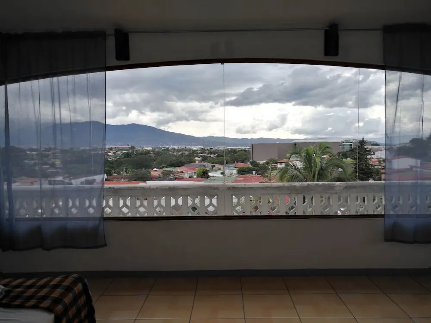 Hotel Mi Tierra Casa Blanca