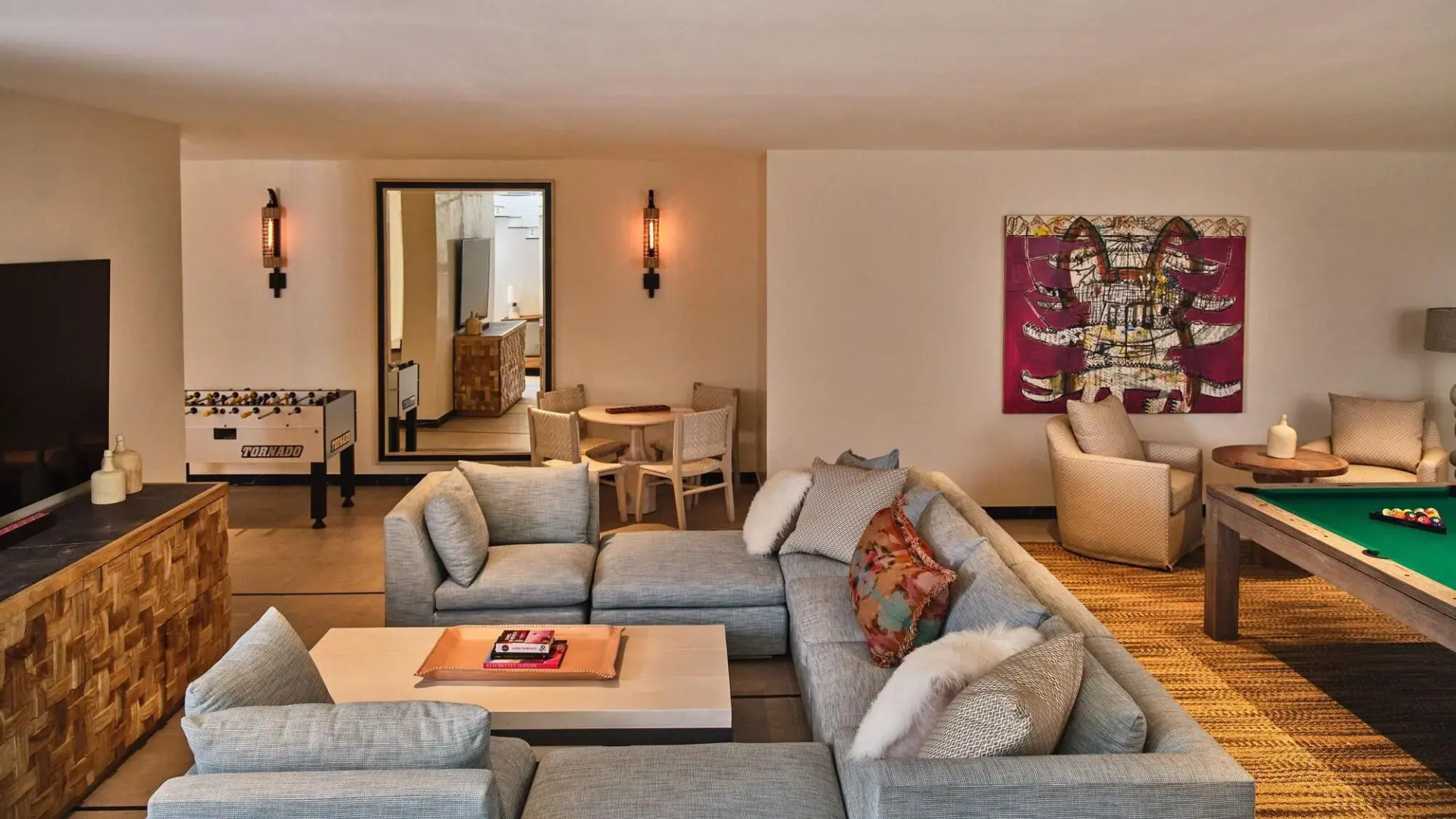 Susurros del Corazón, Auberge Collection