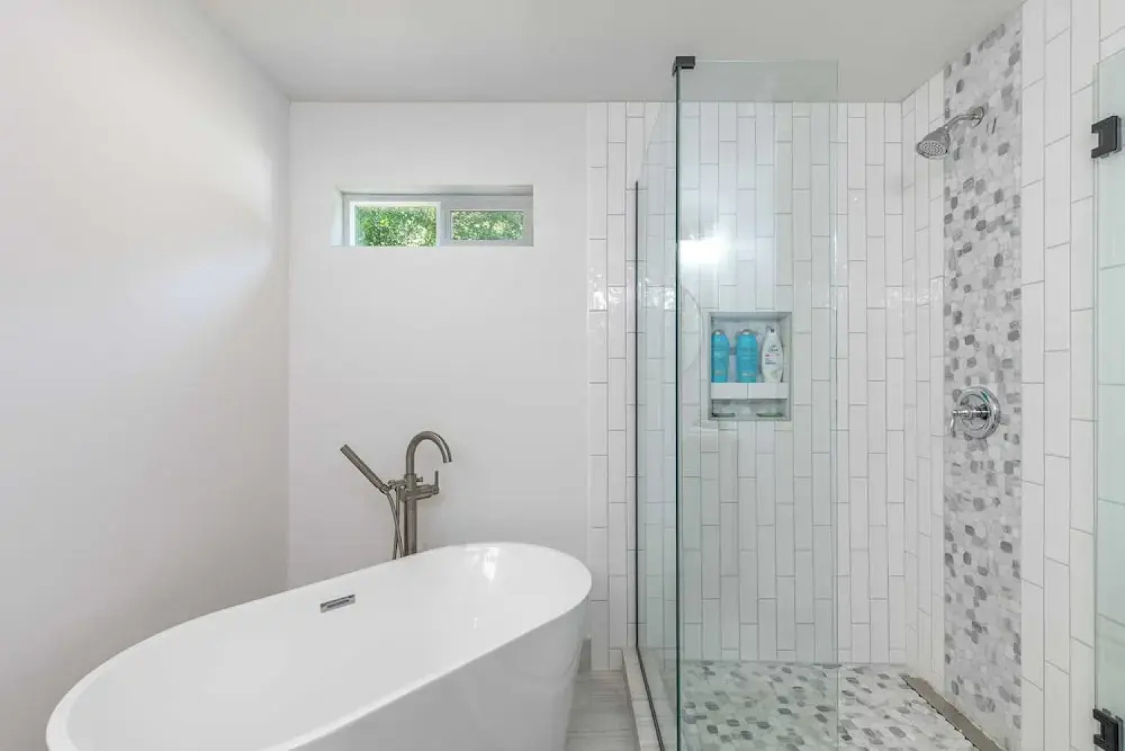 Twin Oaks Retreat by Avantstay Mins to Freeland