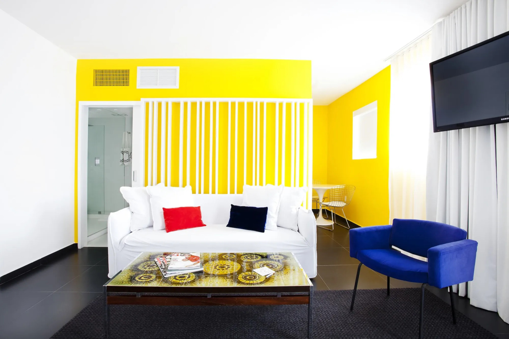 Blanc Kara - Adults Only