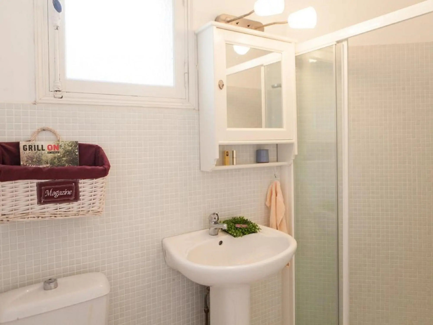 Stunning Holiday Home in Brue Auriac with Swimming Pool