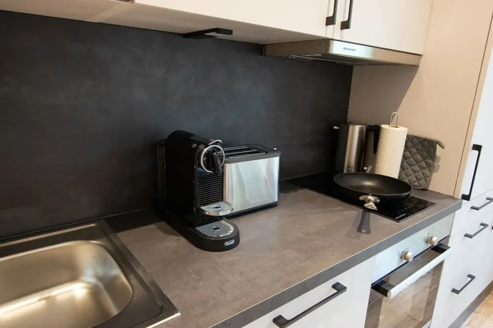 LivIn63 Studio Apartments