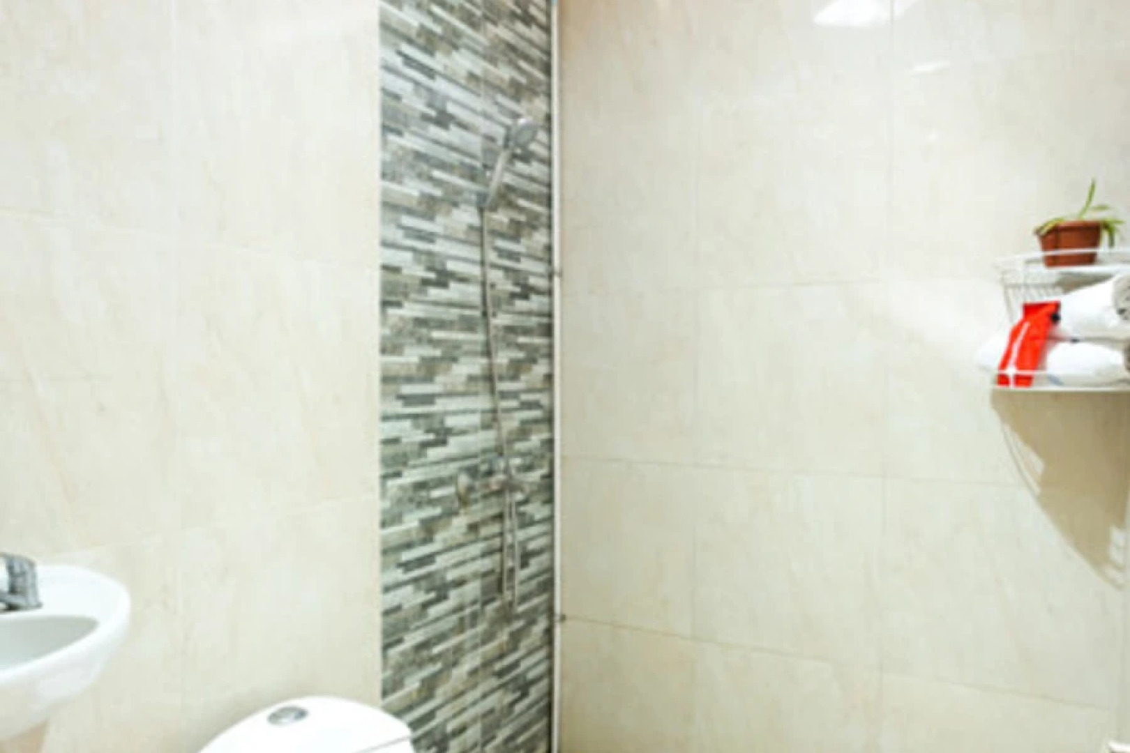 RedDoorz Syariah @ Sakinah Guesthouse