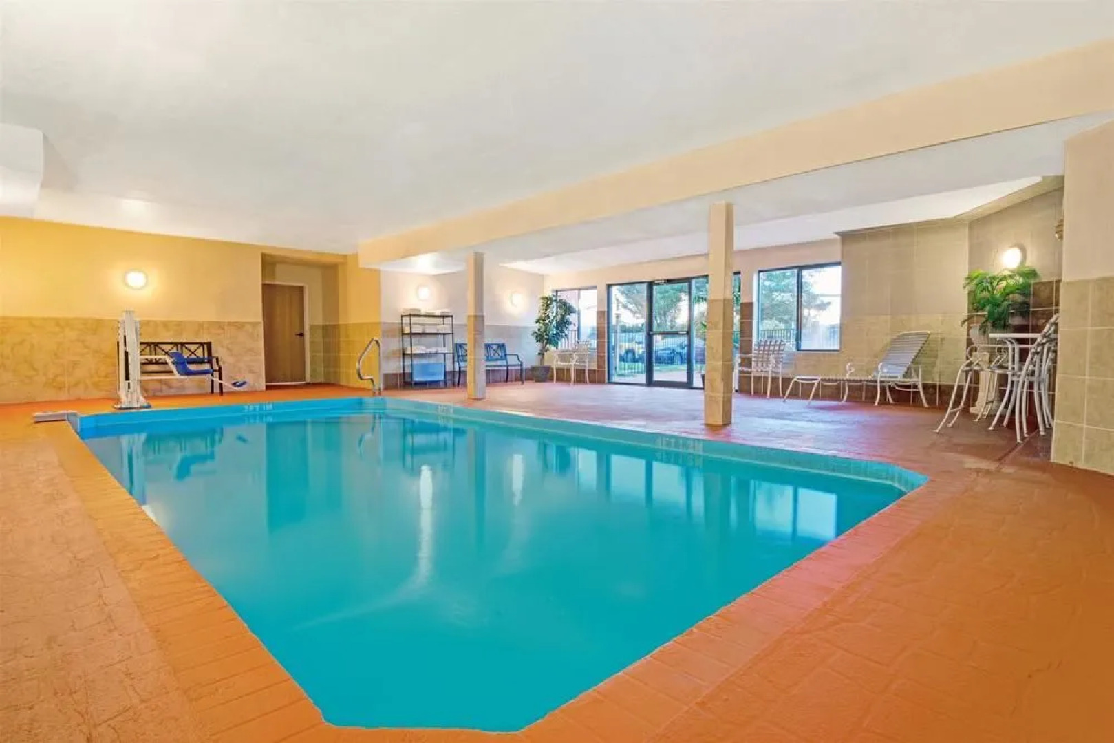 Days Inn Olathe Medical Center