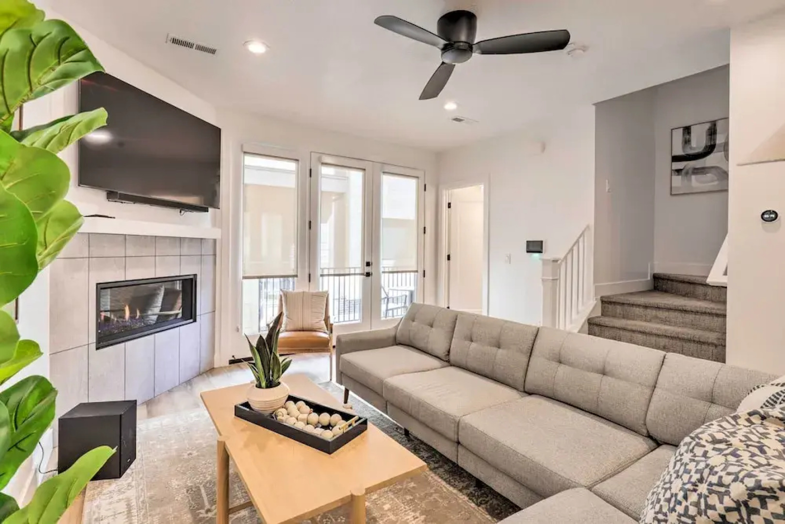 Modern-chic Provo Townhome 1 Mi to BYU Campus