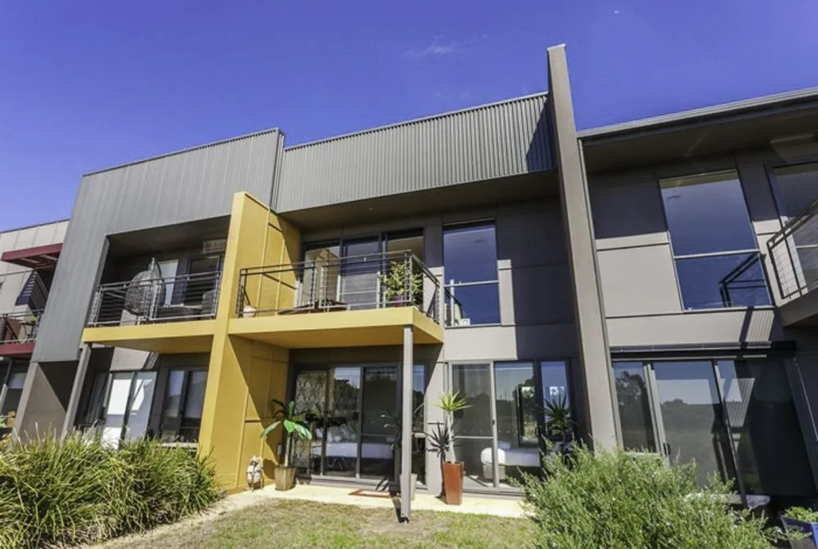 3 Bedroom Condo With Golf Course Views