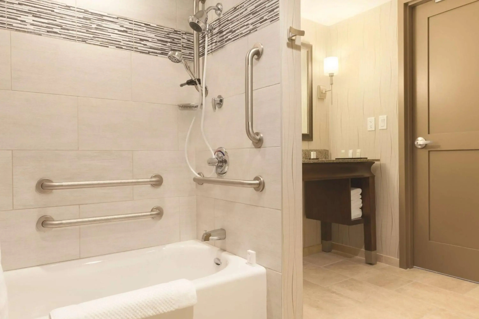 Embassy Suites Saratoga Springs