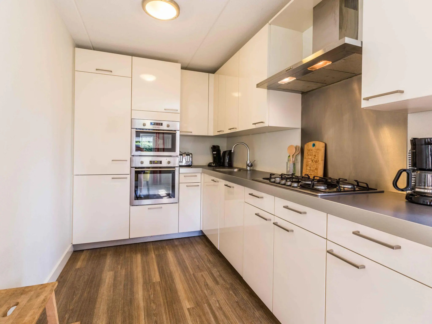 Luxurious villa with dishwasher, in the nature of De Veluwe