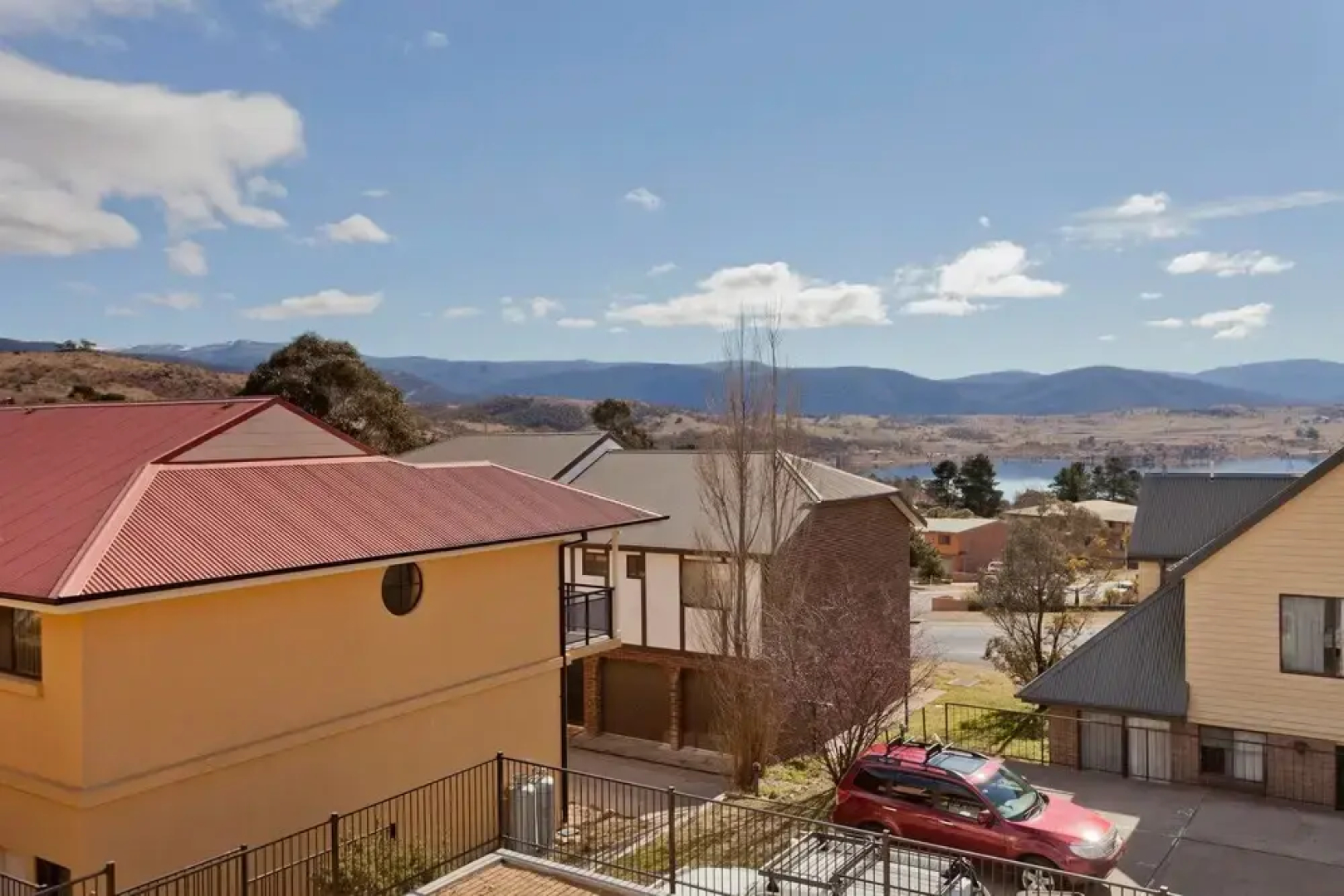 The Elements West - Jindabyne