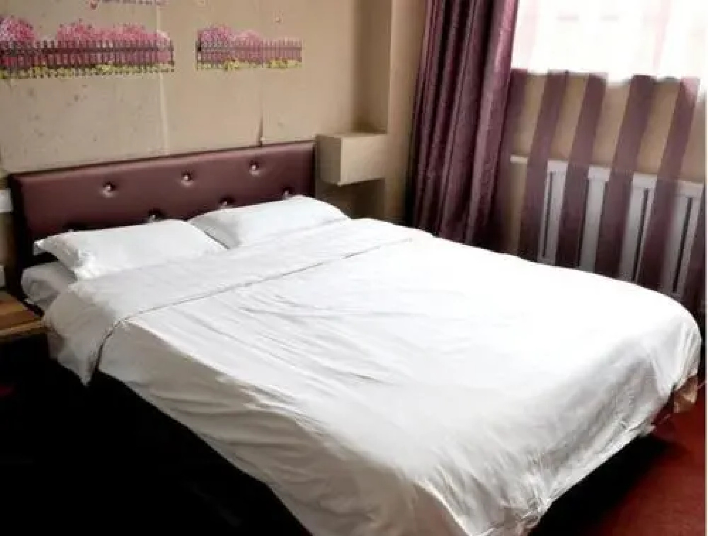 Haicheng Jintai Business Hotel