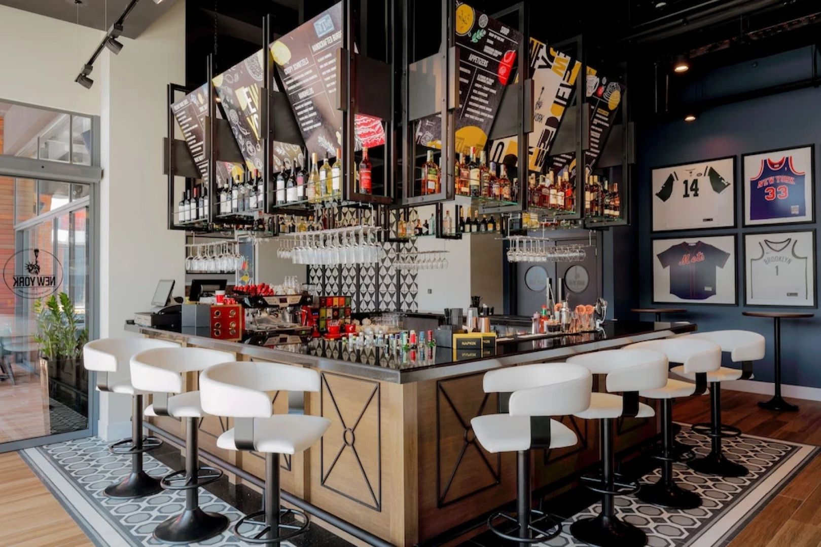 Отель «Кортьярд Марриотт» Кишинев