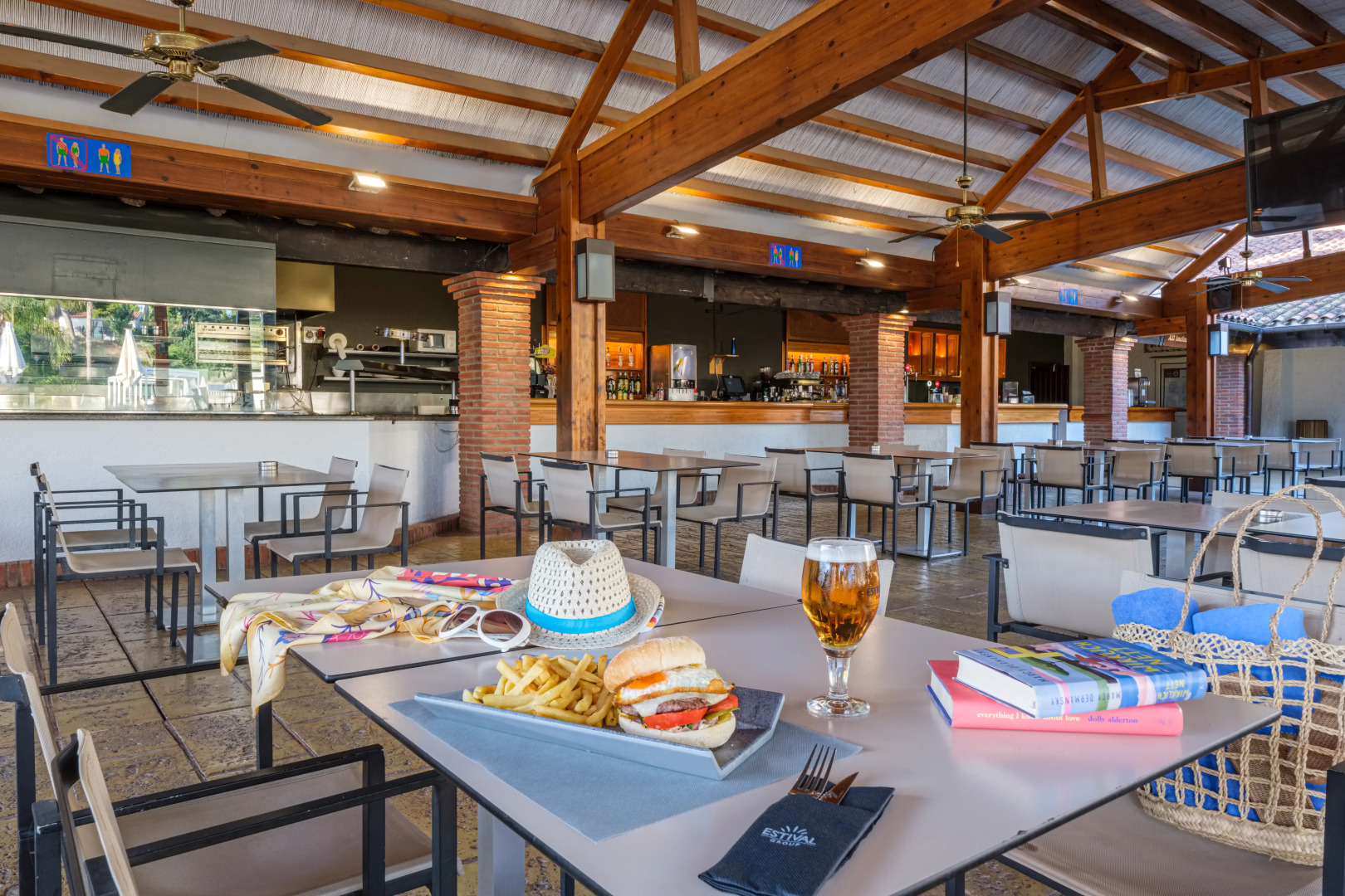 Pueblo El Dorado Playa