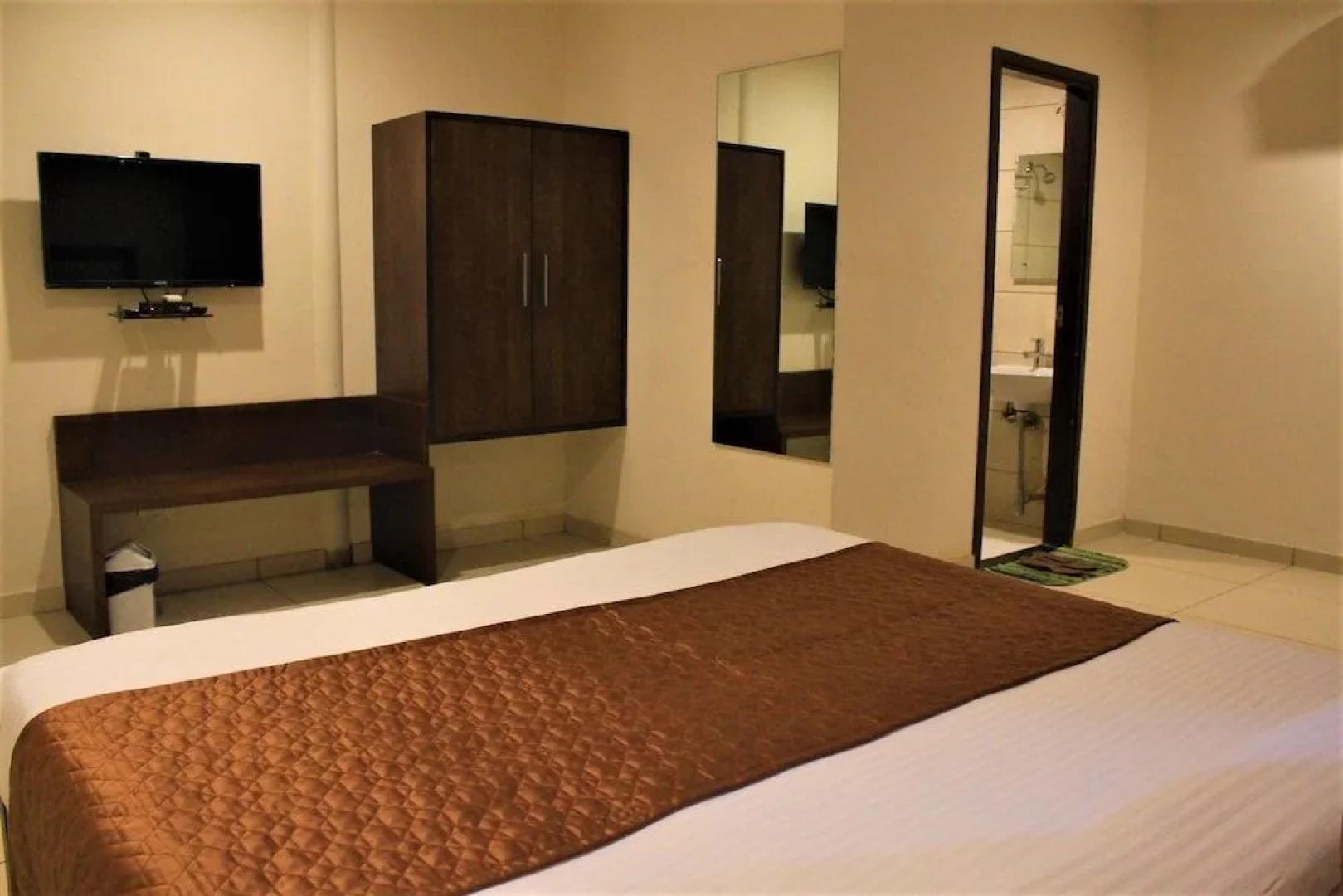 White Feather Toran Resort