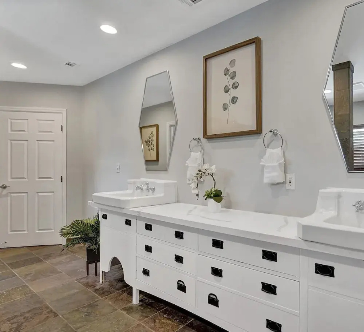 8BR Family Resort with Pool & Playground