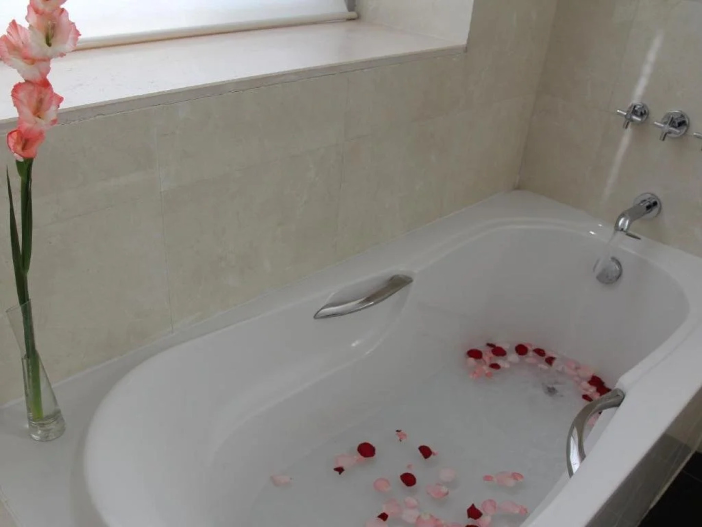 Phoenix International Hotel