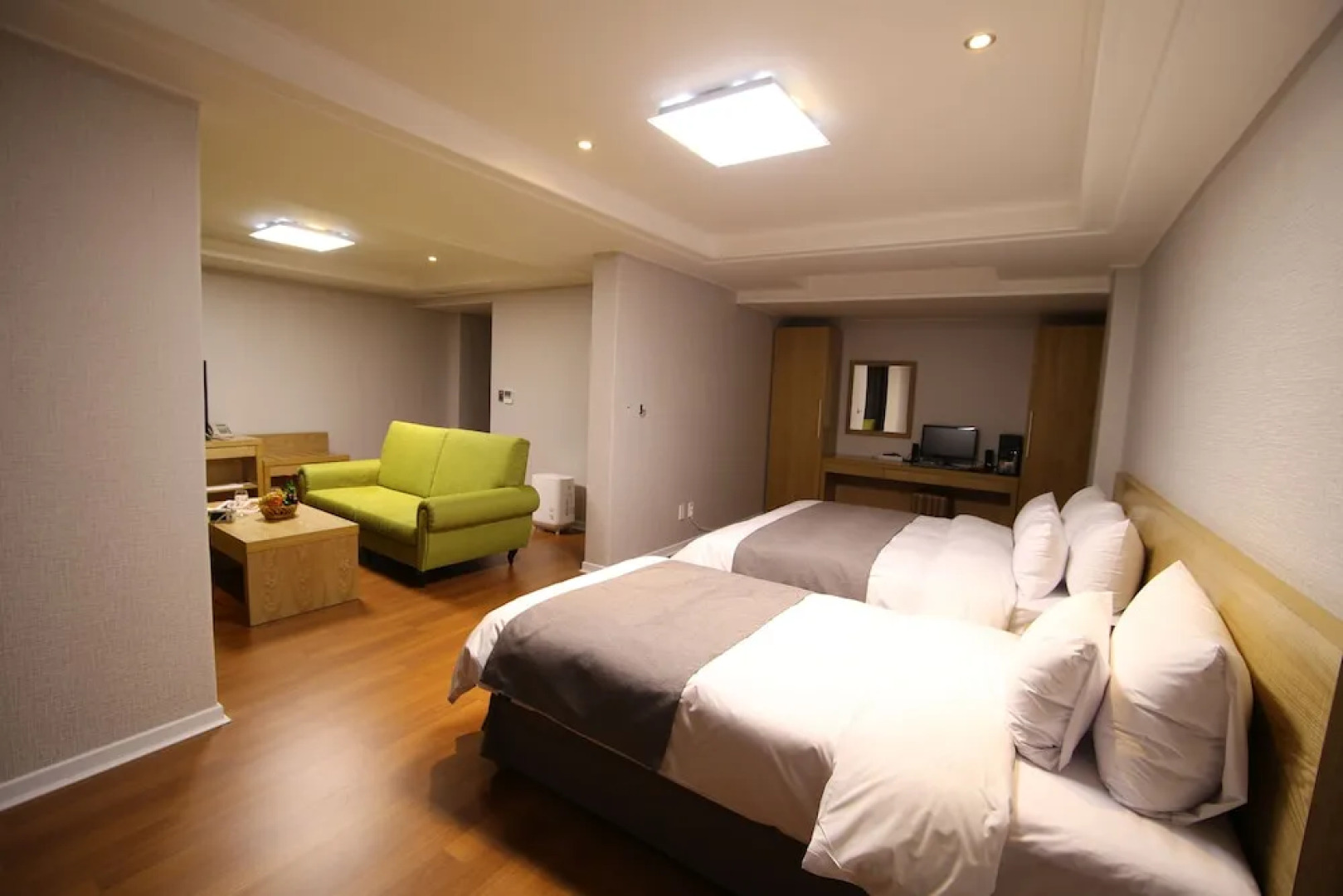 Iksan Grand Palace Hotel