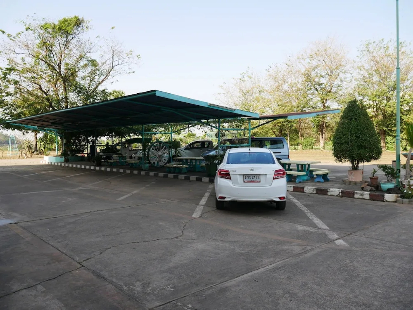 Royal Jommanee Hotel