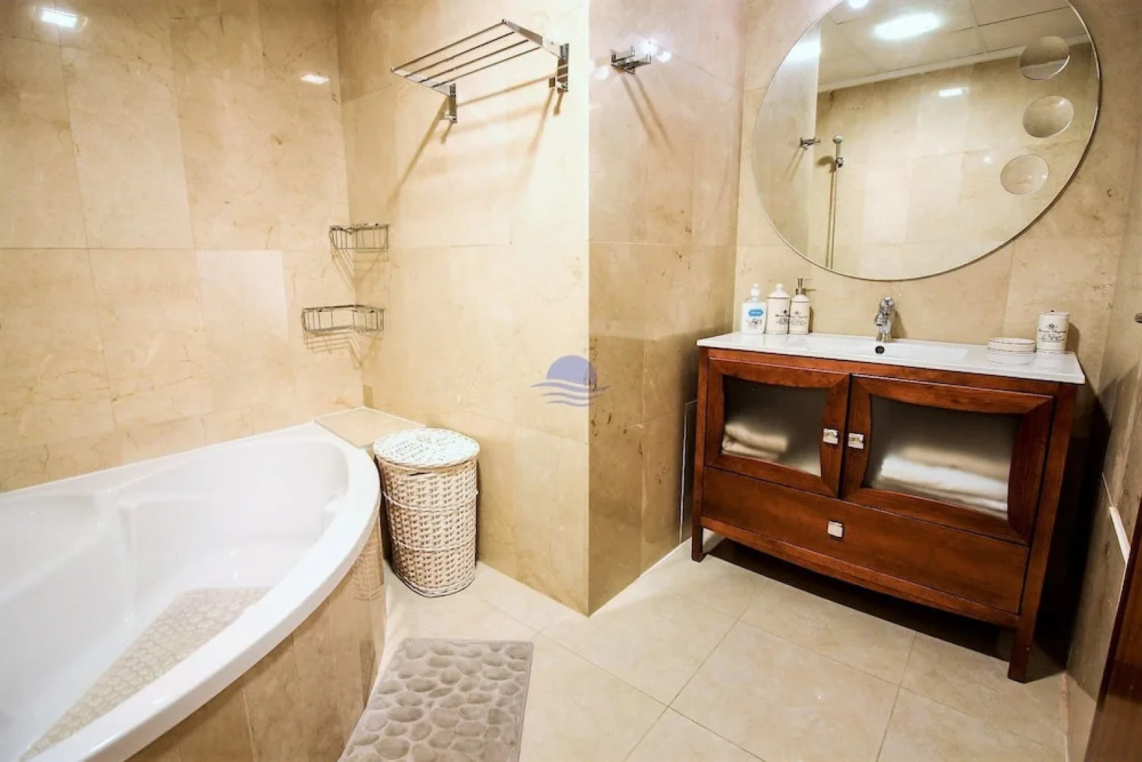 Gorgeous apartment in Albamar