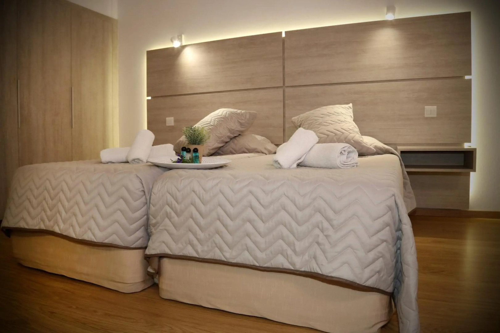 Pier Beach Hotel Apartments