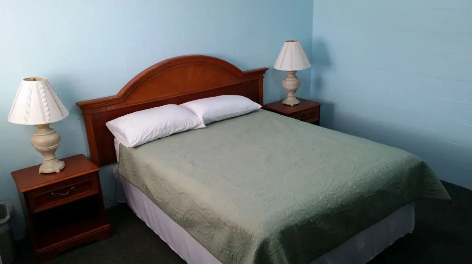 Sandpiper Motel