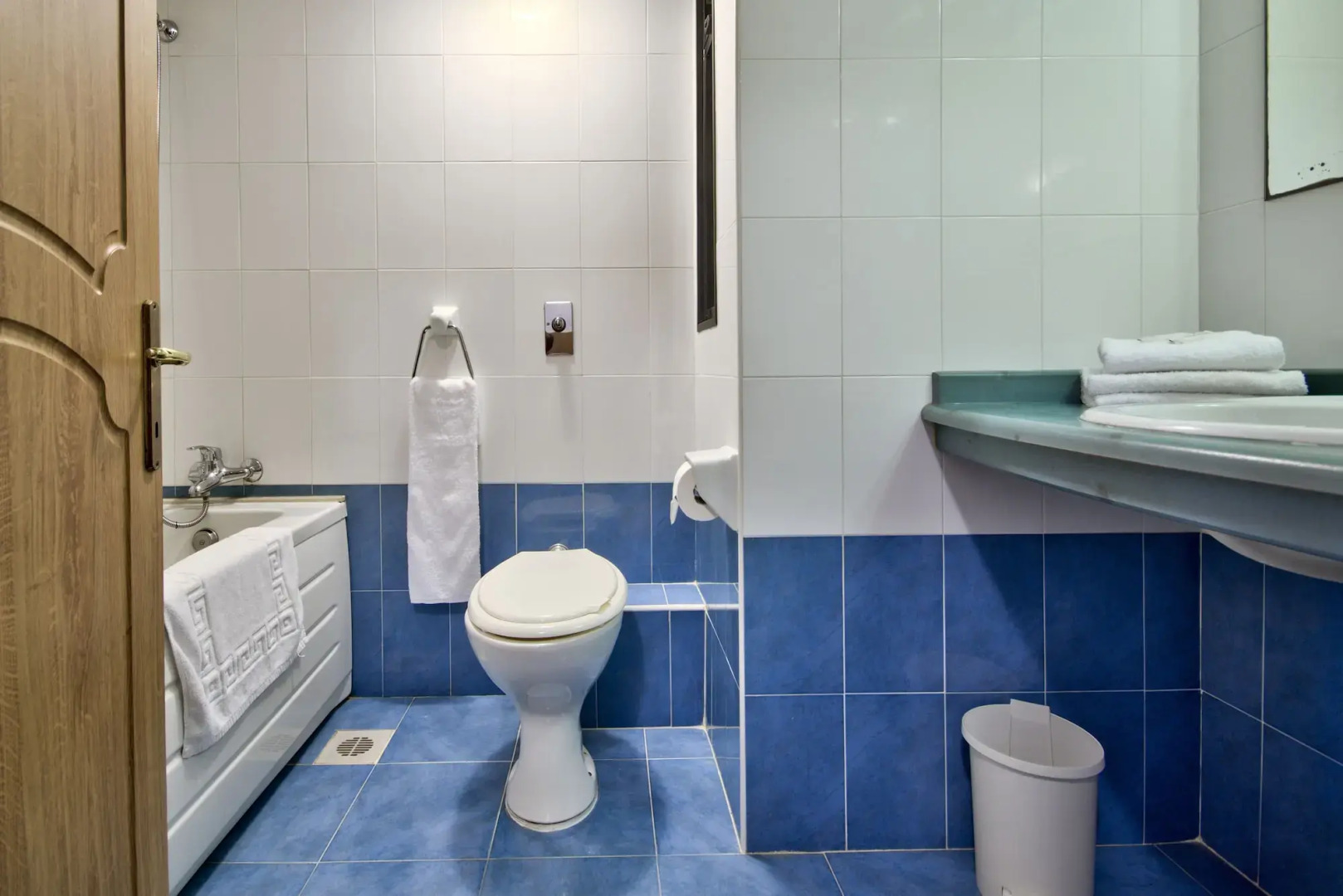 Luna Holiday Complex