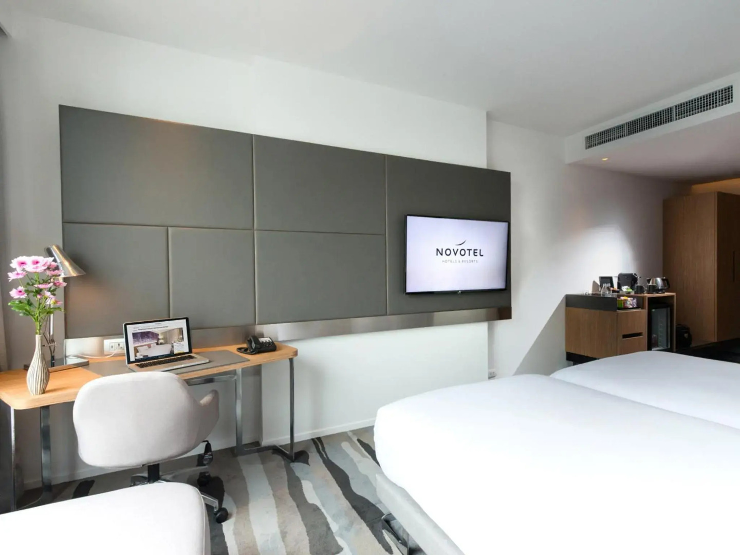 Tulip Al Barsha Hotel Apartment