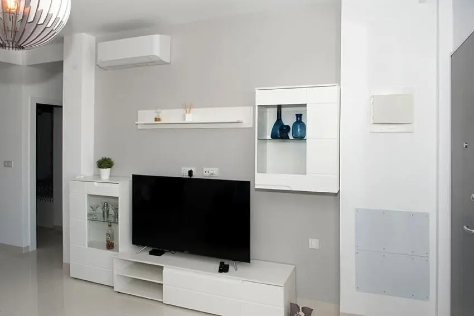 Playa Elisa Bay 108-113