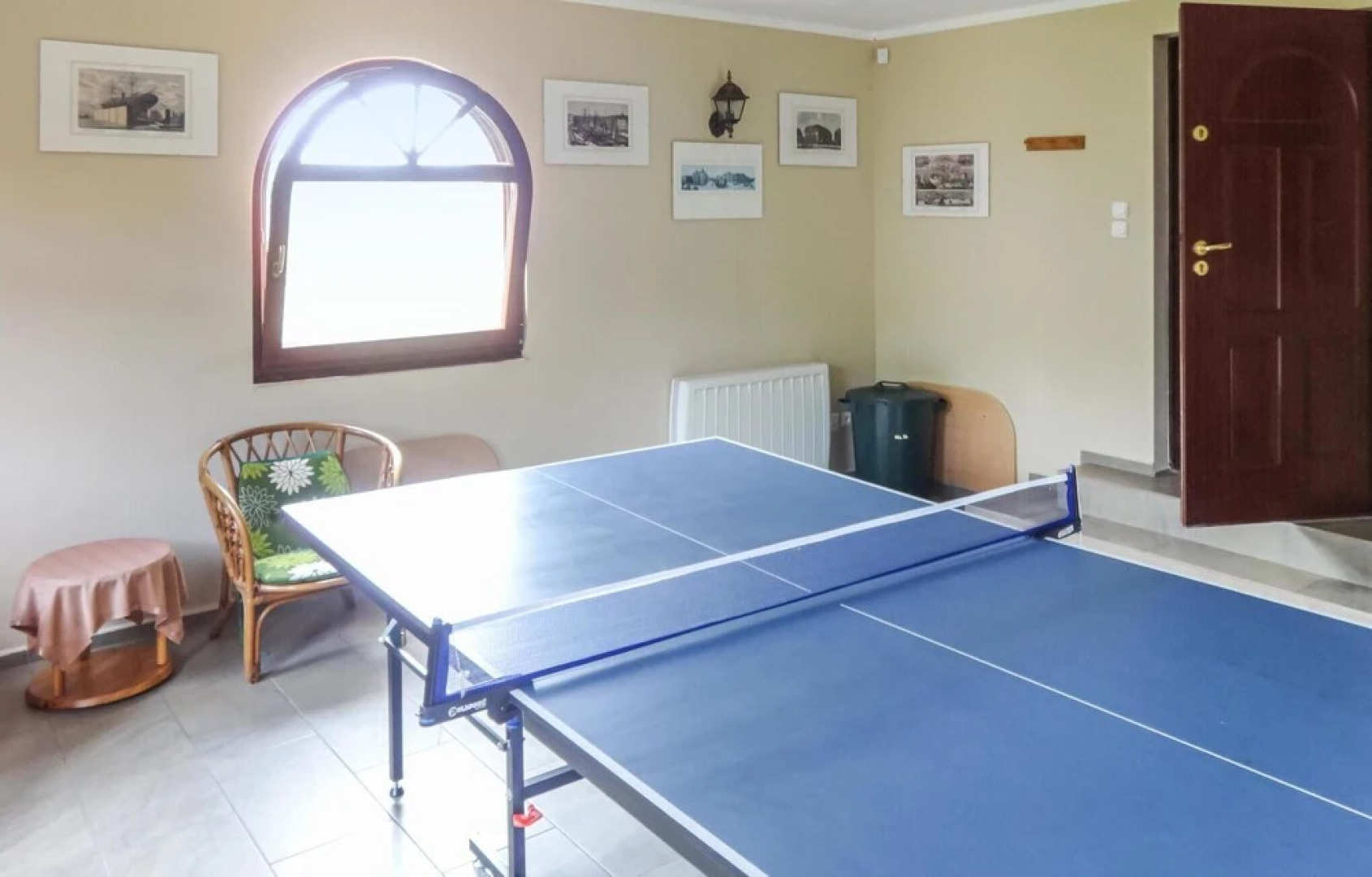 Stunning Home in Nowe Worowo With 5 Bedrooms, Sauna and Wifi