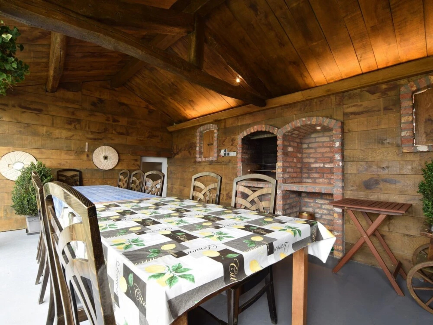 Lovely Spot With Plenty of Outdoor Space