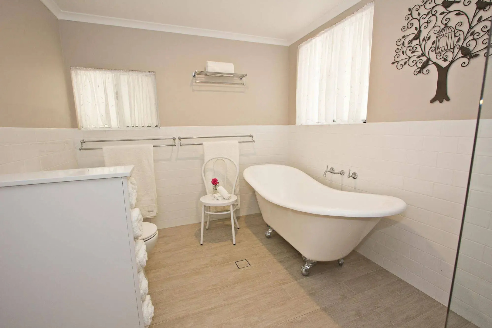 Queen's Cottage Bed and Breakfast Barossa Valley