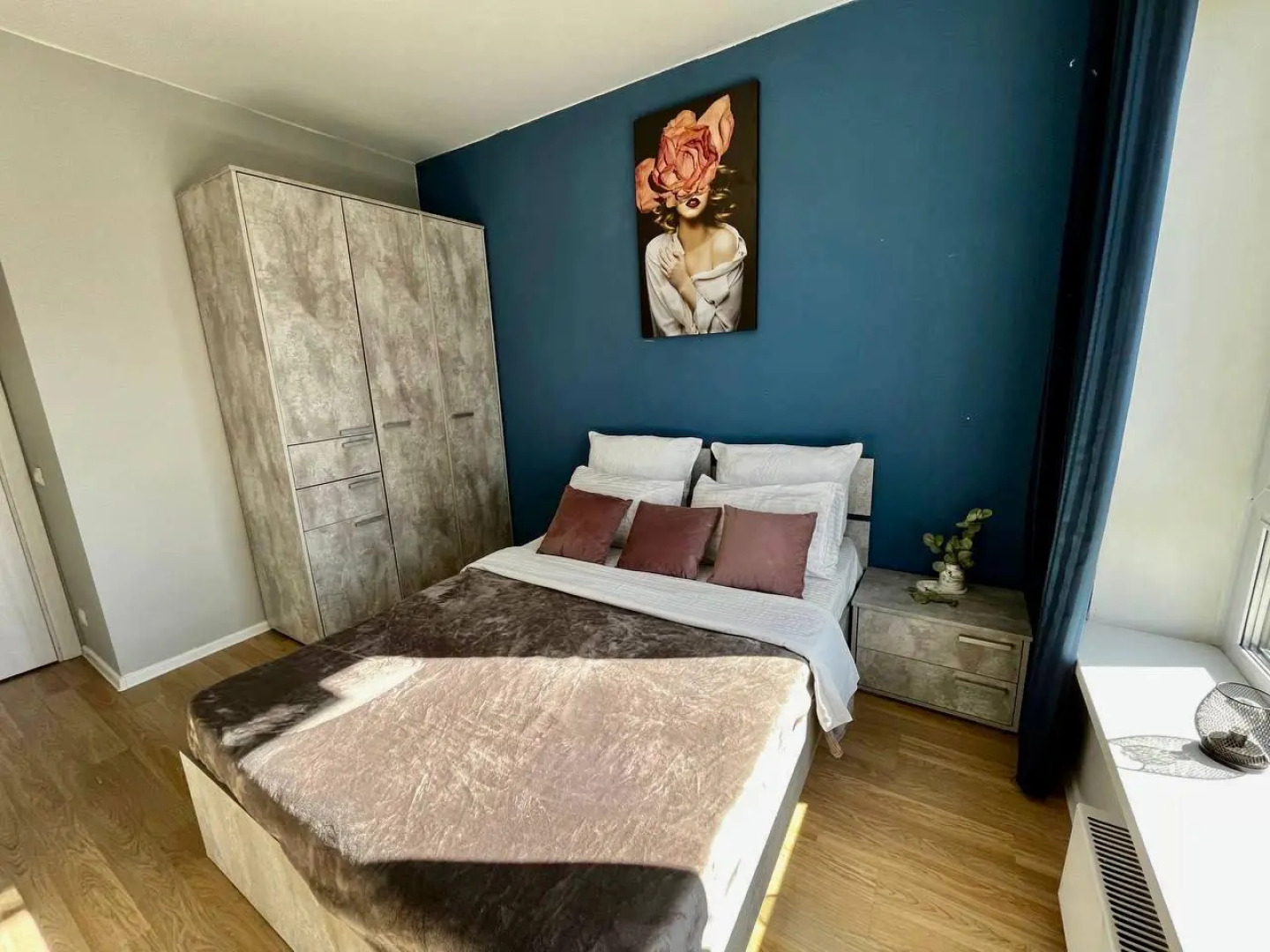 Sunny Days (Санни Дейз) на улице Лётчика Ларюшина 6 корпус 2