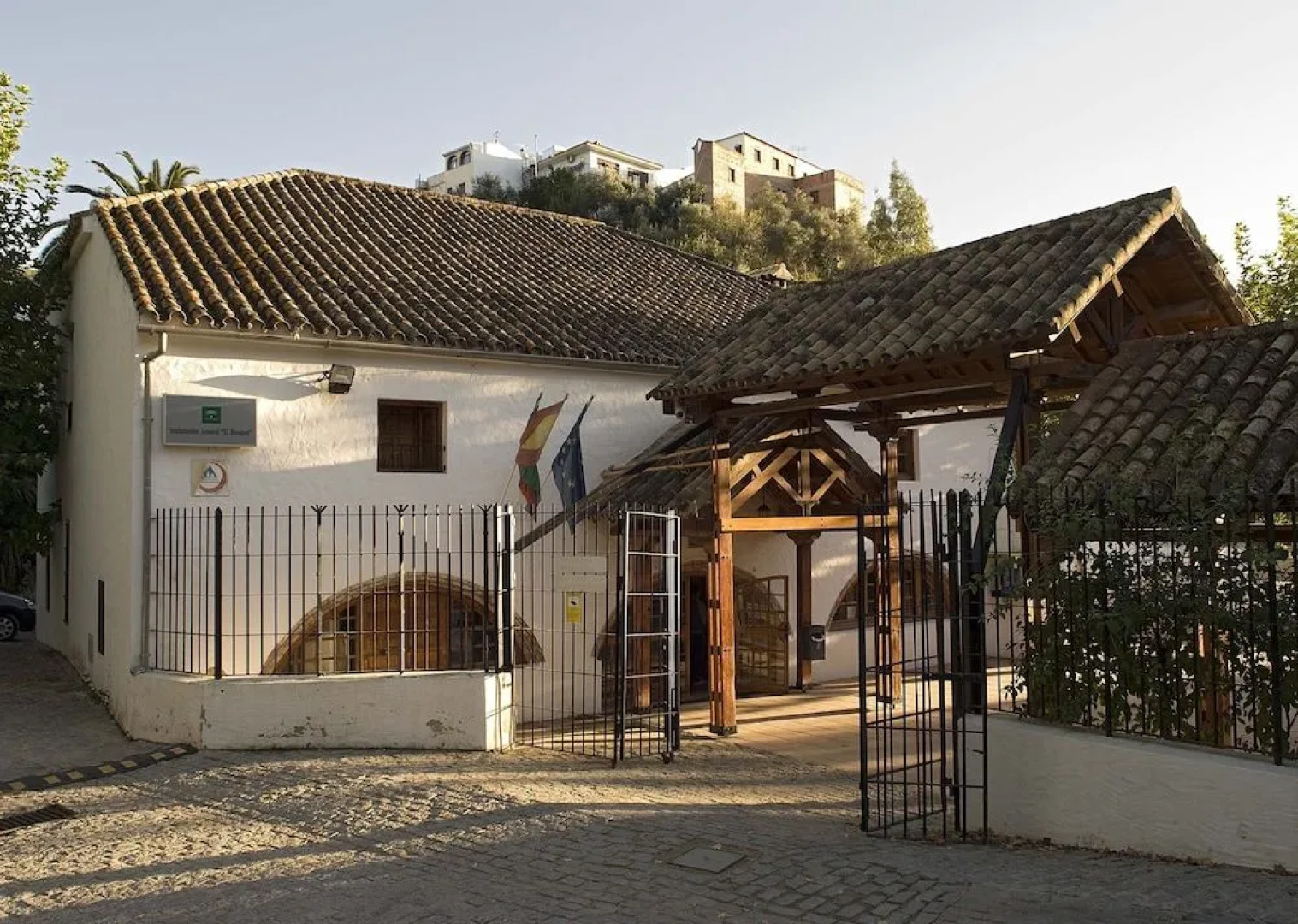 Albergue Inturjoven El Bosque